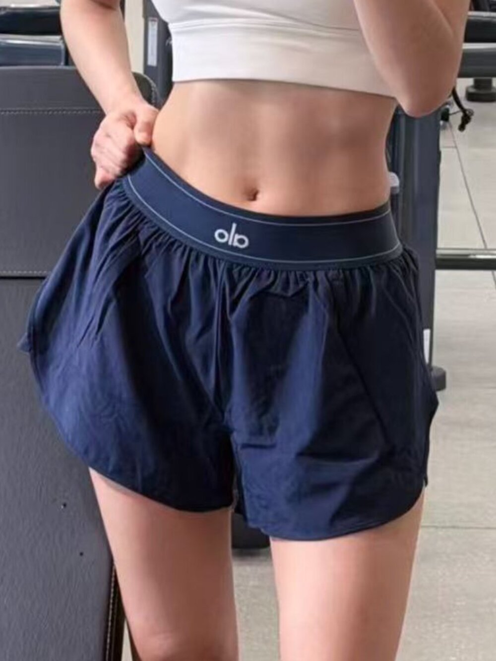 Brand new Alo Yoga🛶Match Point Short Navy Blue Athleisure